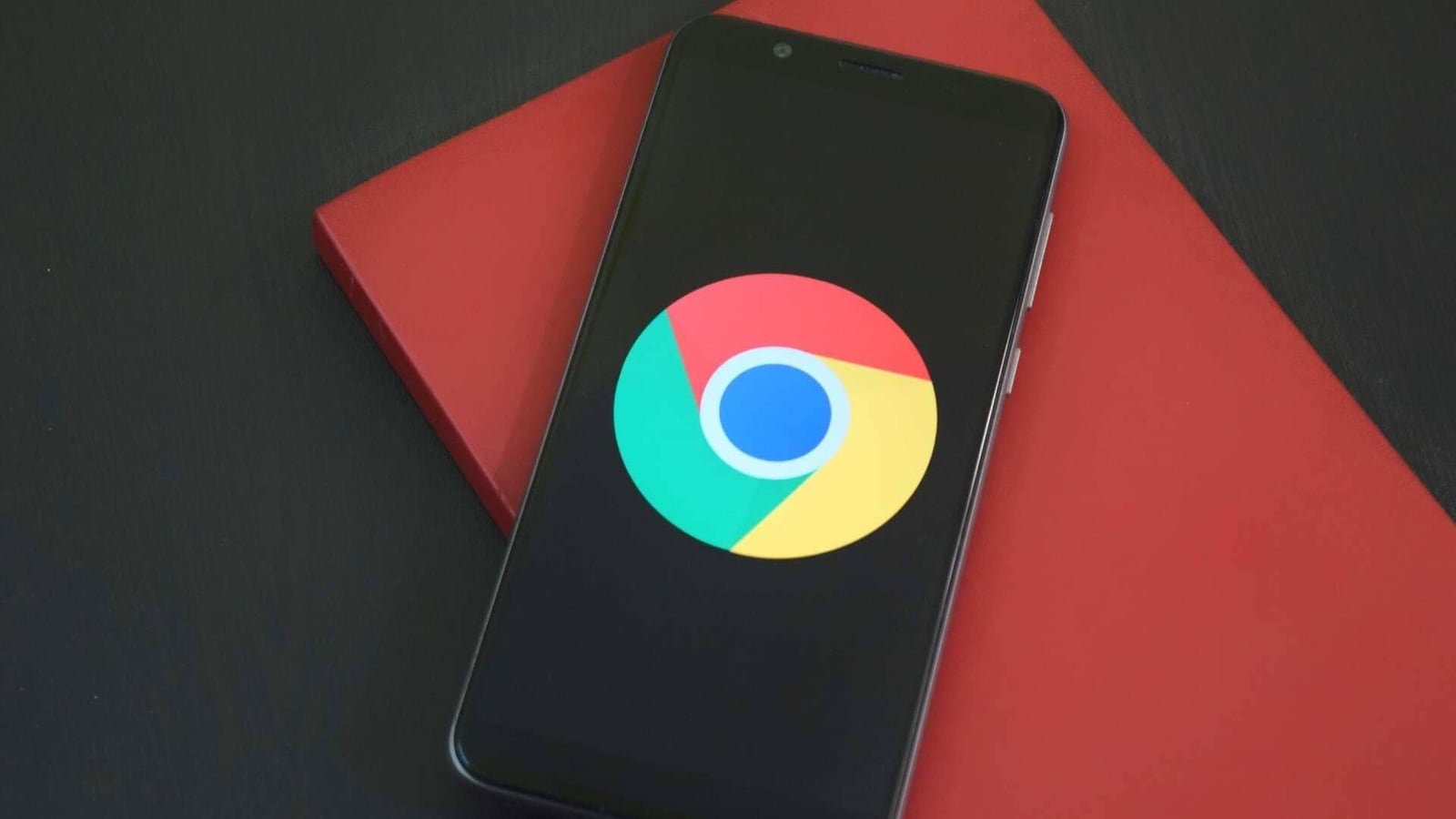 Google Chrome for Android tests carousel for New Tab Page, dynamic colors in Material You design