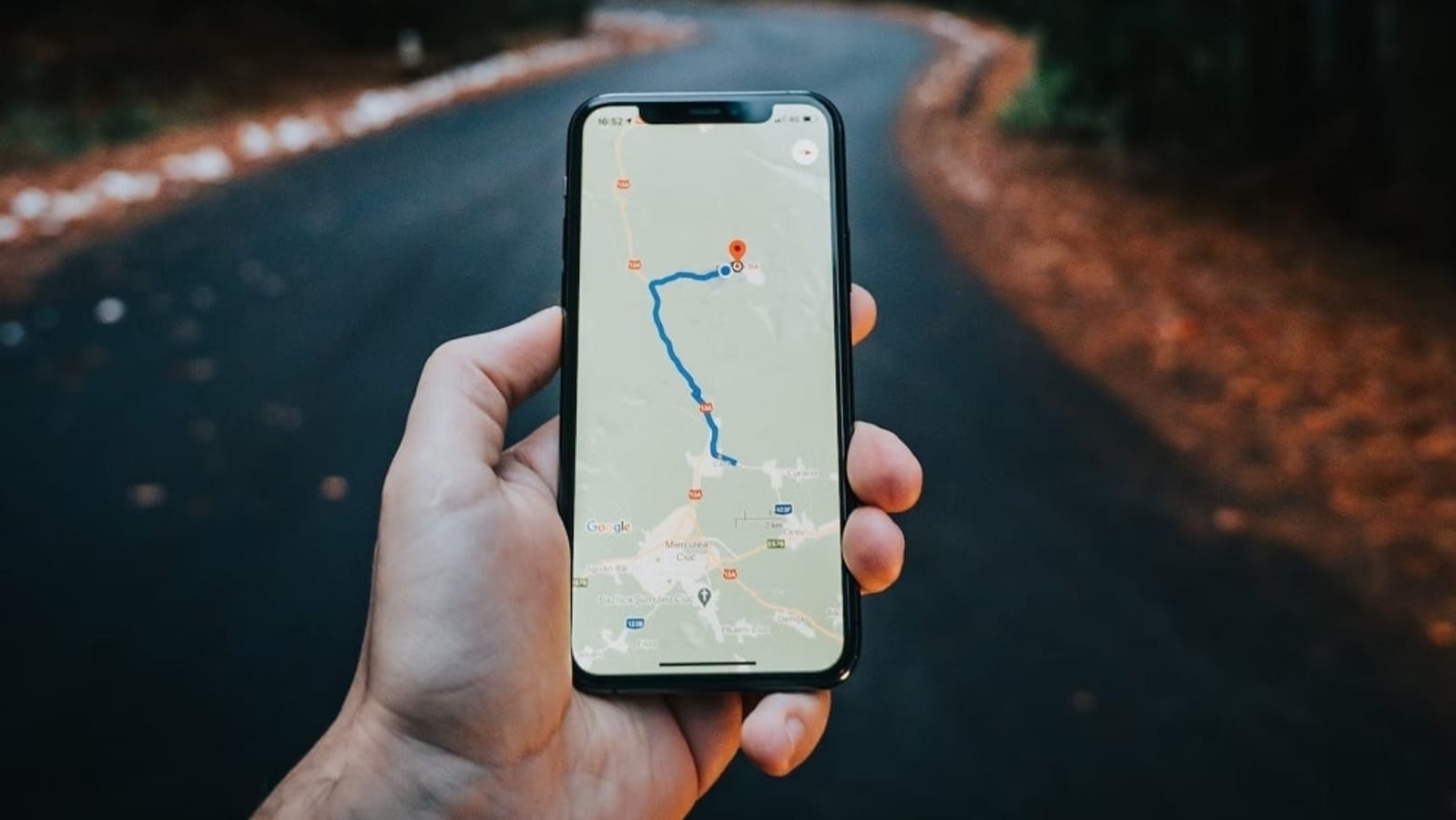 Google Maps introduces AI-powered features in India: Lens in Maps, Address Descriptors and more