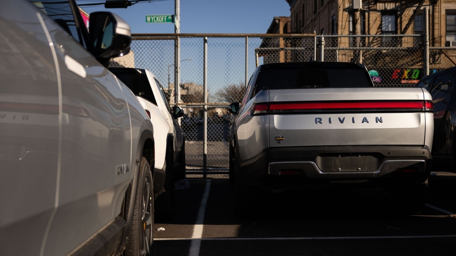 Apple Home Devices, Car Veteran DJ Novotney Exits for Top Rivian Auto Product Role