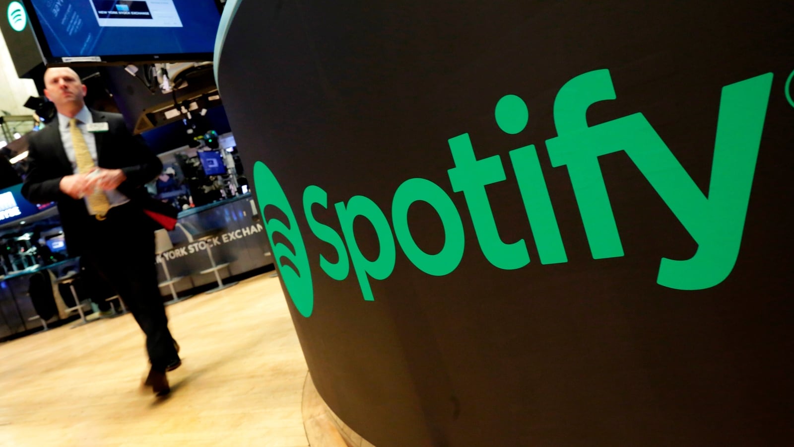 Spotify says Apple's plan to comply with EU regulation 'farce'