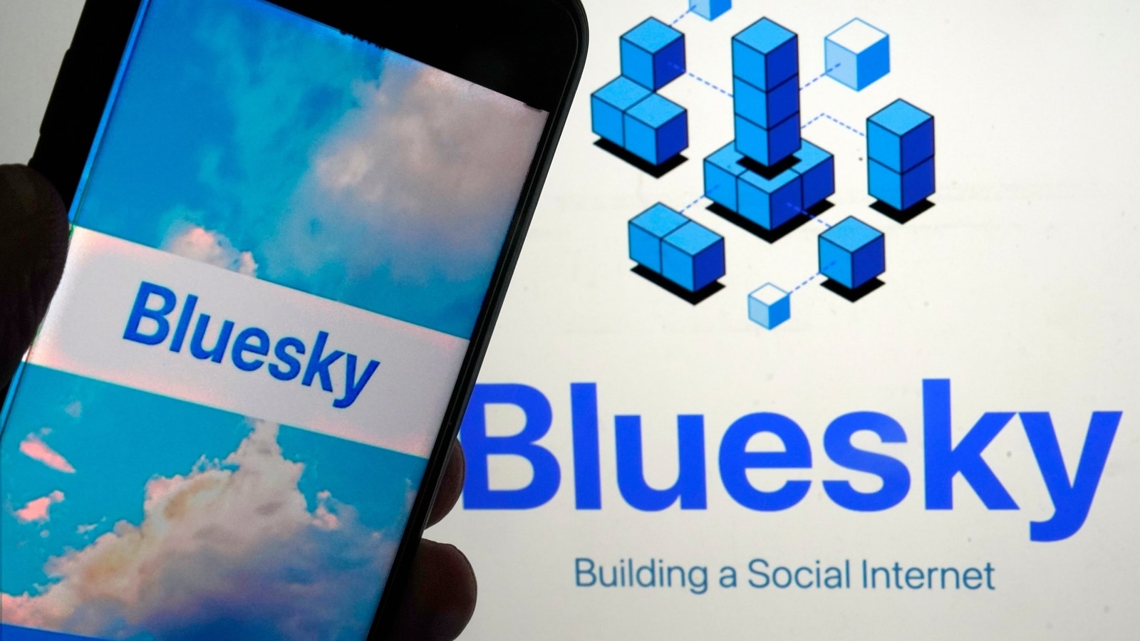 Jack Dorsey’s Bluesky Social gains 800k users in just one day, crosses 4-mn mark