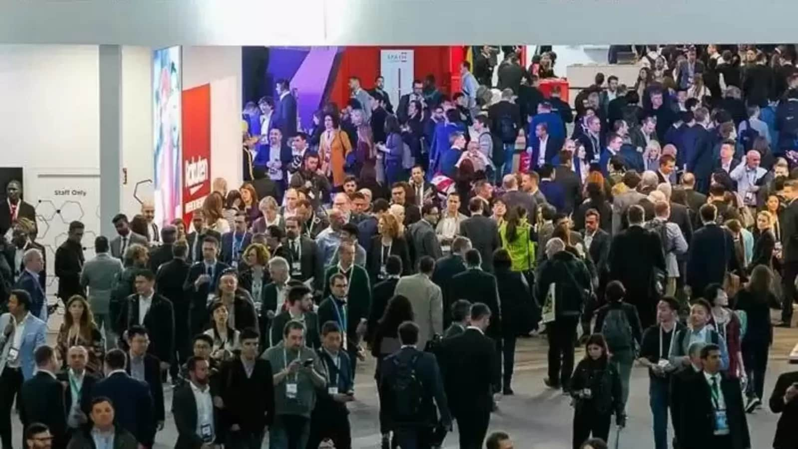 MWC 2024: Event to spotlight AI's pivotal role in driving smartphone innovation