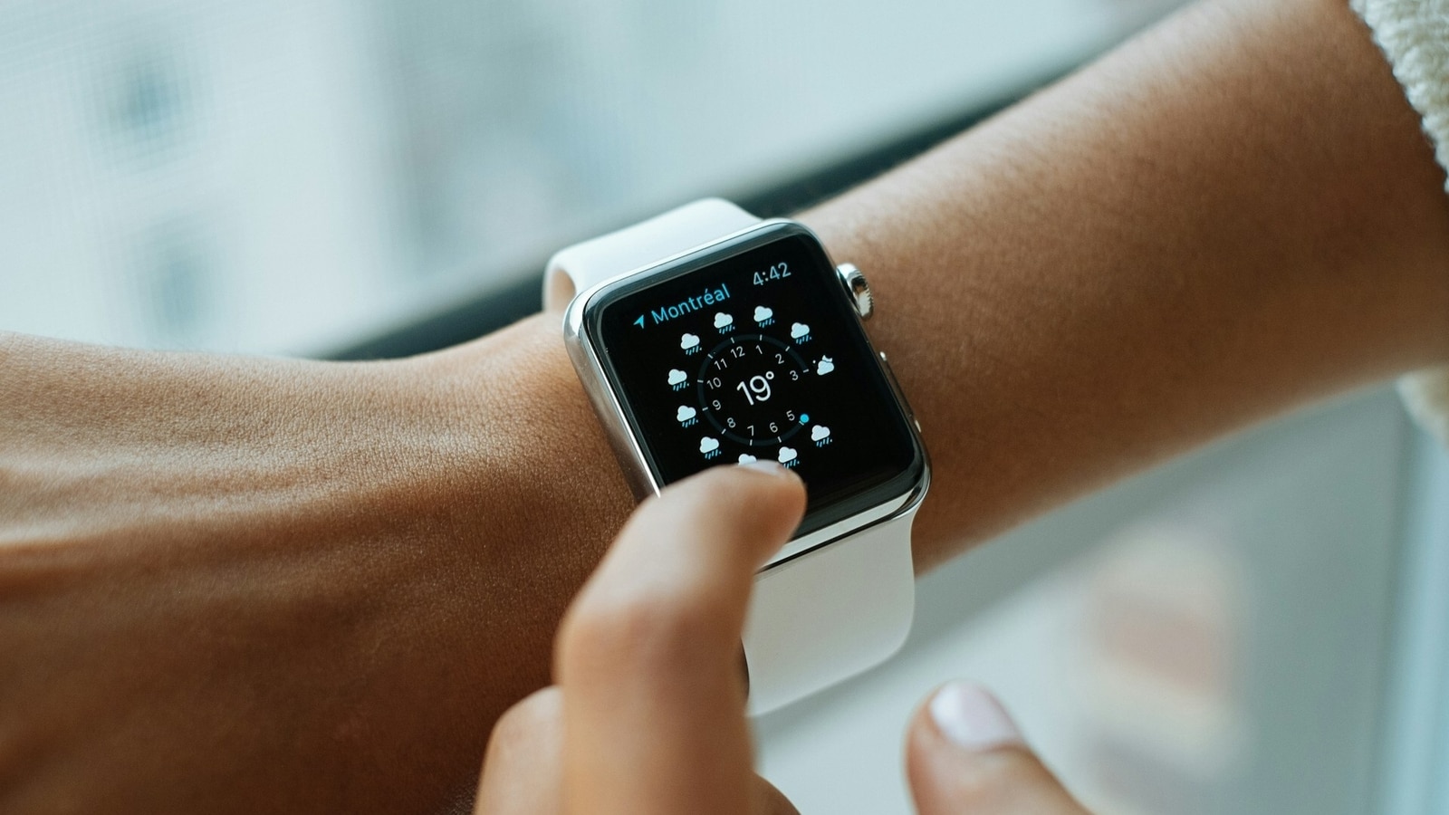 Apple has a new Apple Watch treat for employees: Check all details