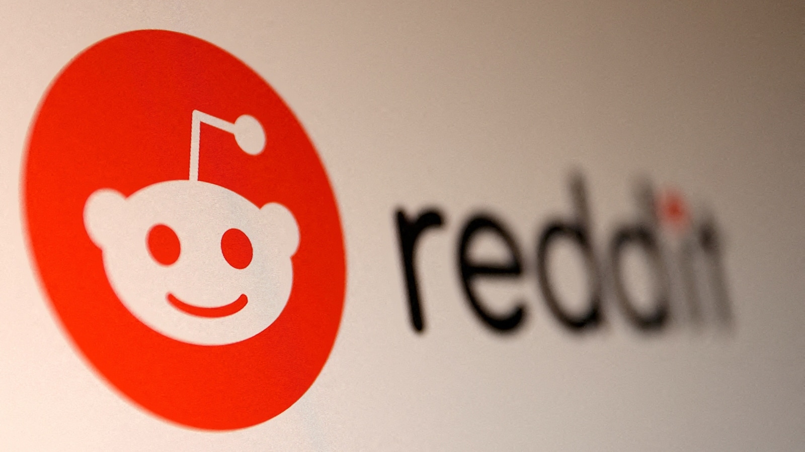 Reddit reveals FTC inquiry into deals licensing data of its users for AI training